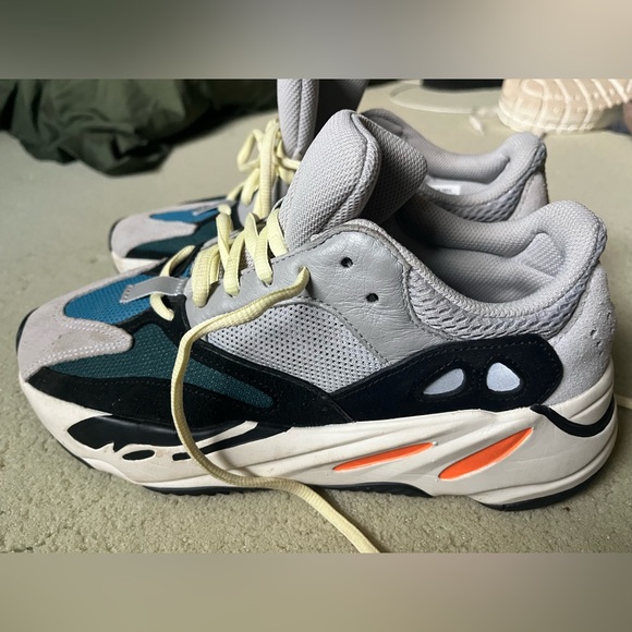 Adidas Yeezy Boost 700 B75571 Wave Runner Solid Grey Chalk White Black (Men's) - Picture 6 of 7